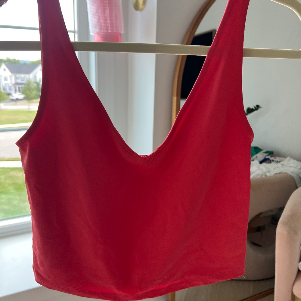 cropped, deep V tank - red-orange (Leith)